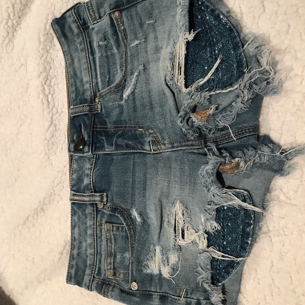American Eagle short shorts